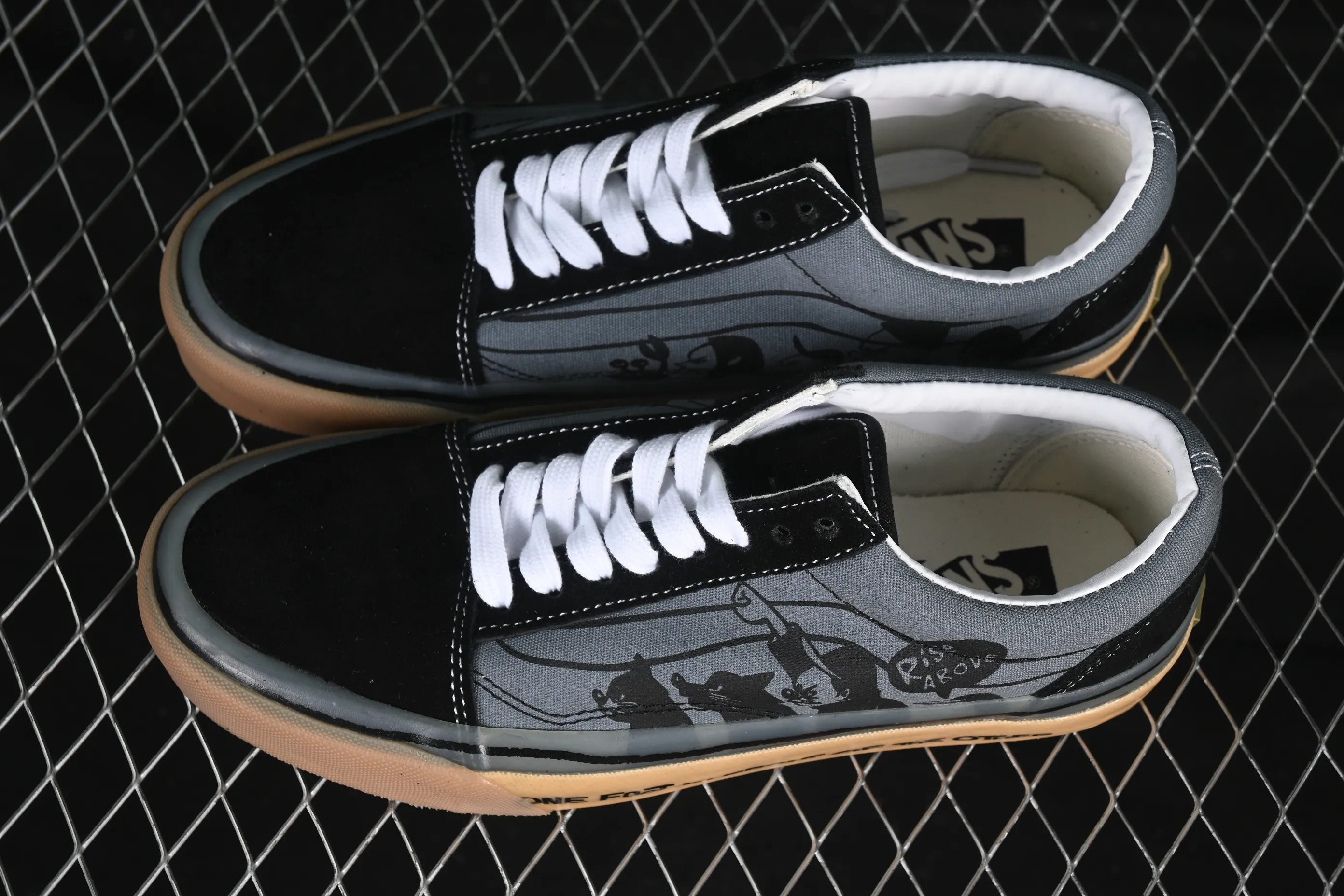 All categories Vans Vans series Vans Low Vans low-top Vans Premium x Hanai high-end branch artist joint series low-top casual sneakers VN000D56BN5